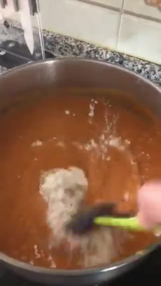 A picture of step 8 of Grandma's Chicken Drumsticks in Sauce.