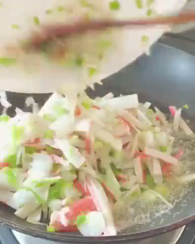 Gambar langkah 3 resipi Crab stick croquettes aka cekodok ketam.