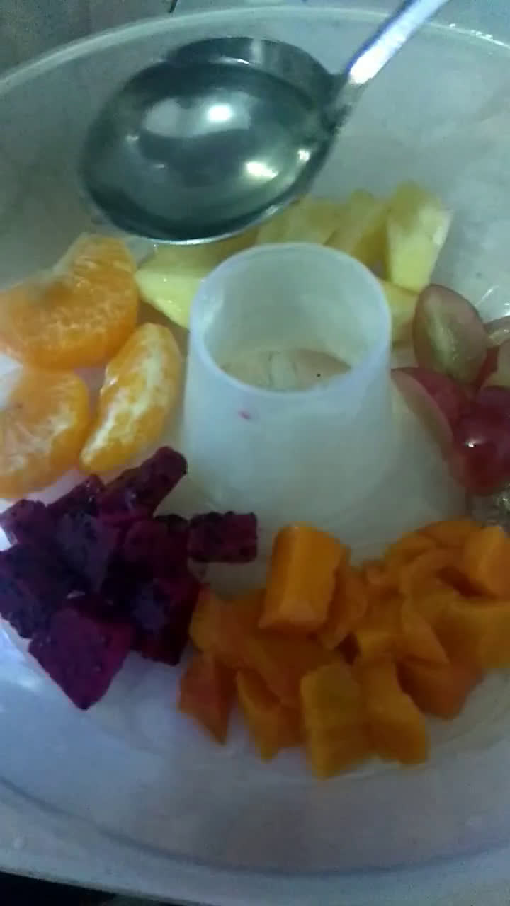 Foto langkah ke 1 dari resep Puding Buah Lapis Coklat.