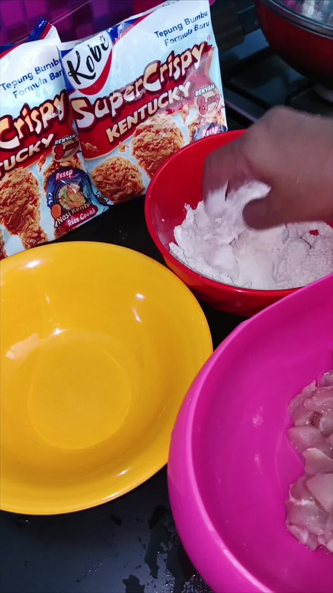 Foto langkah ke 2 dari resep Ayam Popcorn BonCrispy.