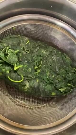 Foto langkah ke 1 dari resep Sayur Singkong Kecombrang.