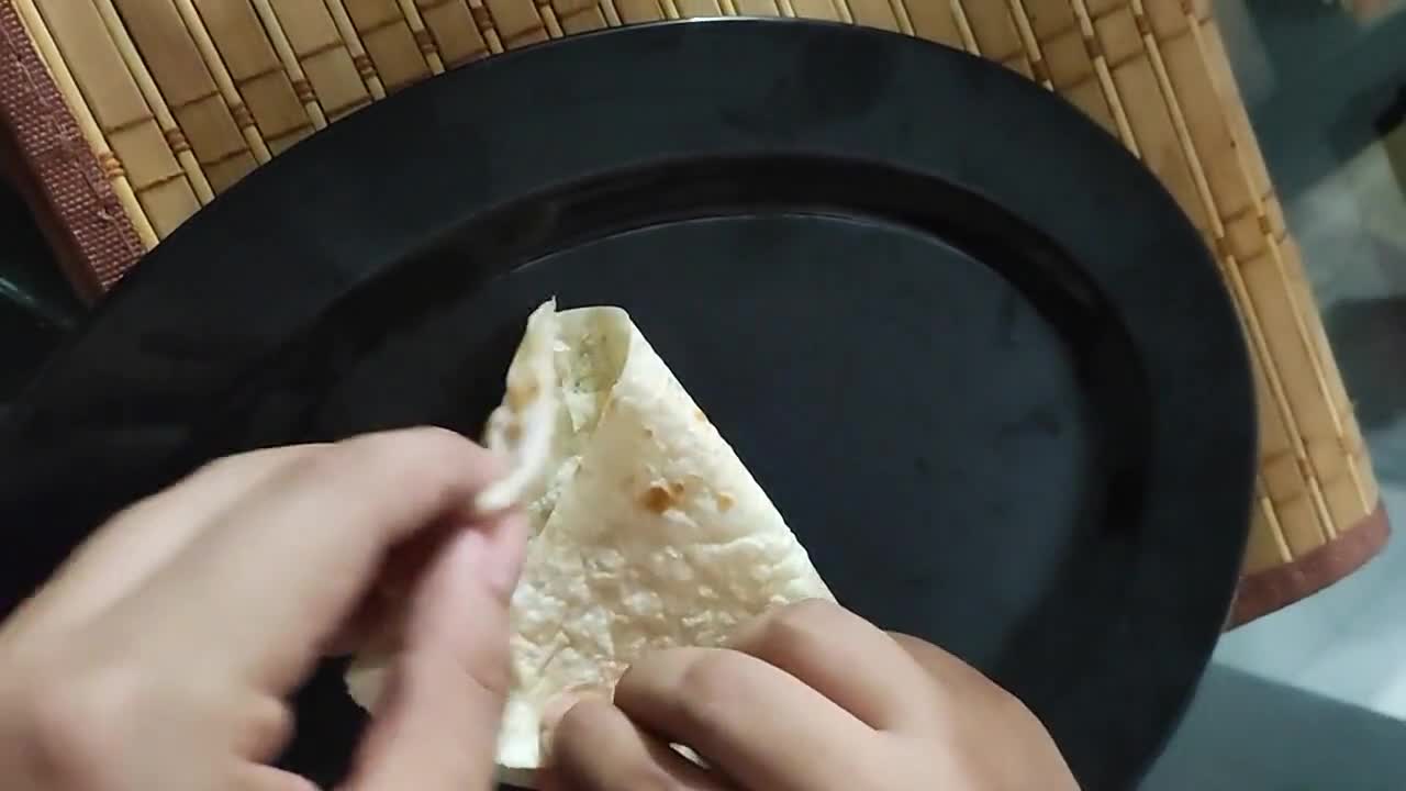 Foto del paso 1 de la receta: Pastelitos de queso o pollo con antipasto