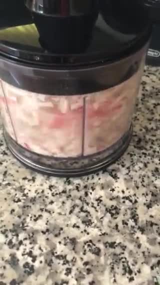 Foto del paso 3 de la receta: Brazo gitano de calabacín con Gambones y bocas de mar