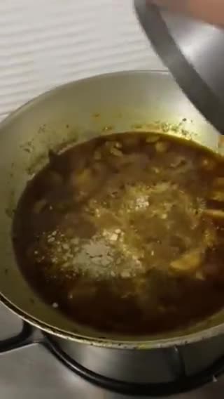 मशरुम की सूखी सब्ज़ी (Mushroom ki sukhi sabzi recipe in Hindi) रेसिपी चरण 7 फोटो