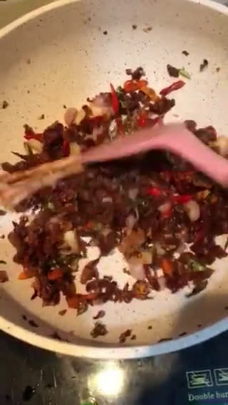 Foto langkah ke 5 dari resep Daging krispi mercon.