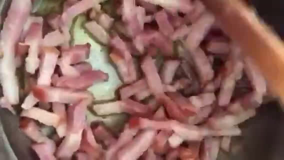 Foto del paso 3 de la receta: Gnocchi con salsa de quesos y bacon..😋