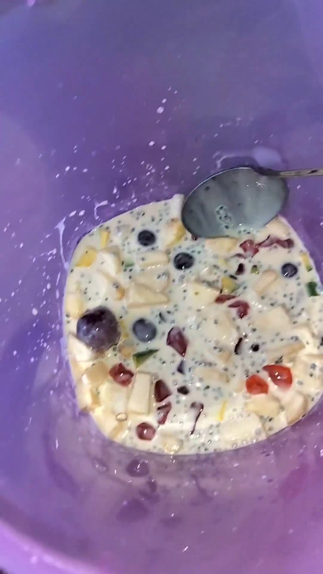 Foto langkah ke 8 dari resep Es Teller Full Buah.