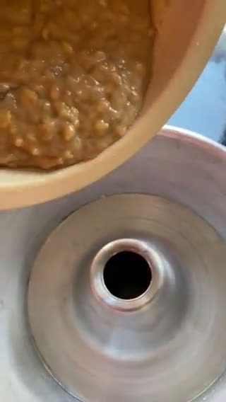 Foto langkah ke 3 dari resep Bolu Pisang Kukus Lembut.