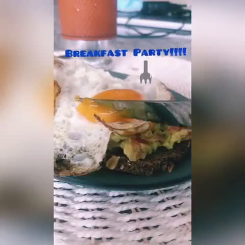 Foto del paso 4 de la receta: 🥑 Clásico de los clásicos: avocado toast 🥑