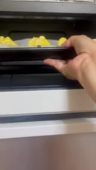 Foto langkah ke 7 dari resep Kibinai / Pastel Eropa / Lithuanian Meat Pie.
