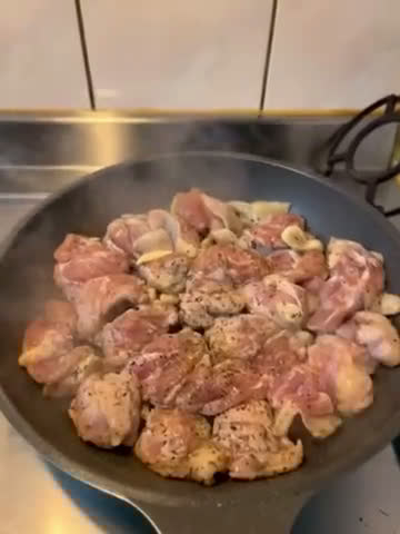 蒜香煎雞腿肉的食譜步驟3照片