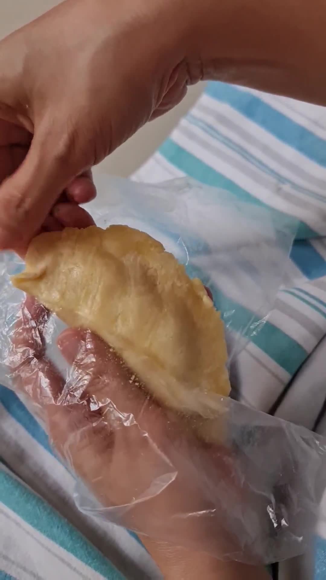 Foto langkah ke 6 dari resep Kibinai/Meat Pie/Pastel Lithuania.
