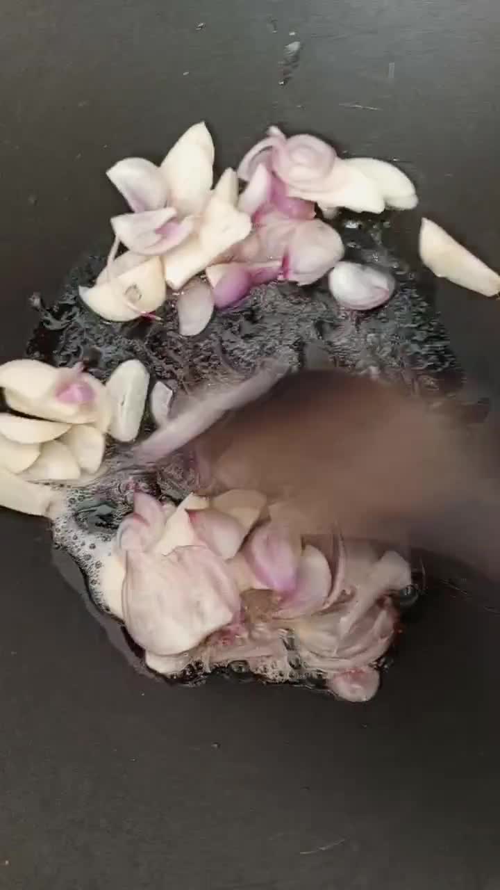 Foto langkah ke 1 dari resep Oseng Pepaya Bumbu Rebon.