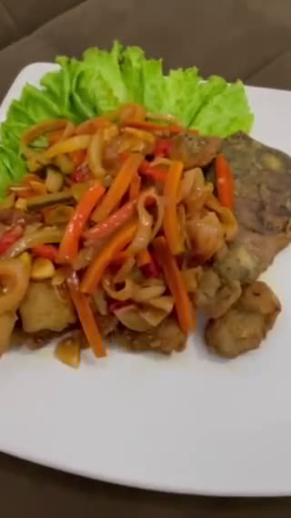 Foto langkah ke 4 dari resep 12. Nila goreng tepung asam manis pedas (simple dan cepat).