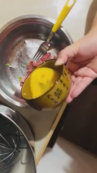 Foto del paso 1 de la receta: Hamburguesita carne molida