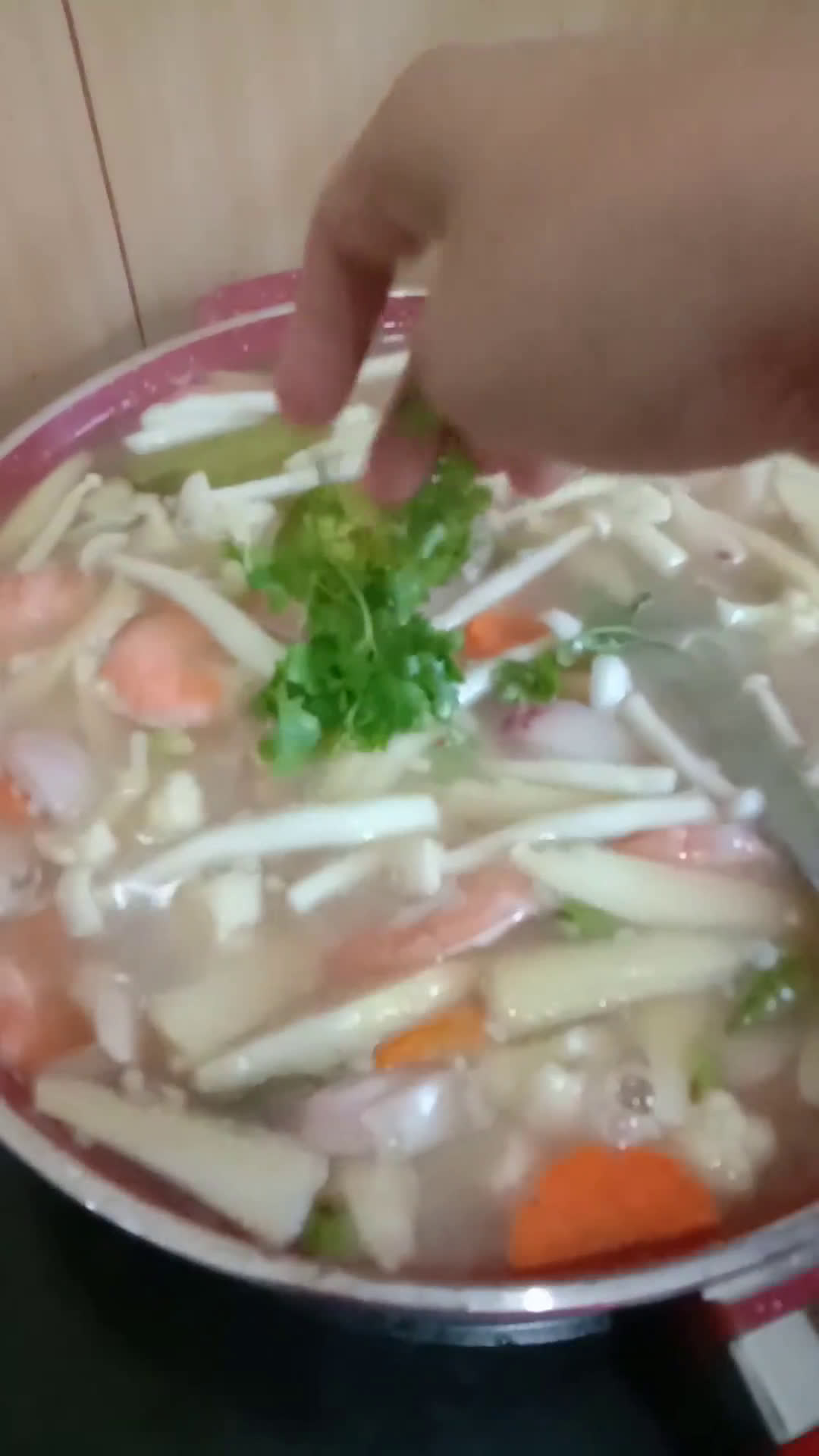 Gambar langkah 5 resipi Tom Yam Putih 🇹🇭.