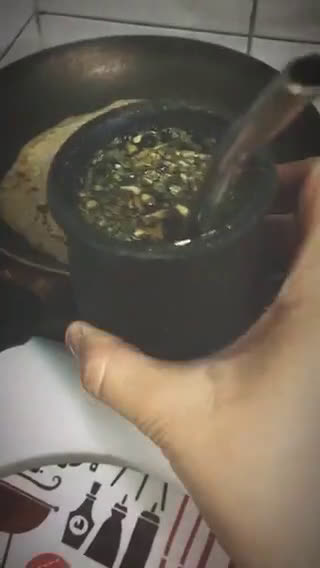 Foto del paso 2 de la receta: Panqueques salados y verduras frescas (Sin TACC / Gluten Free / Vegan)