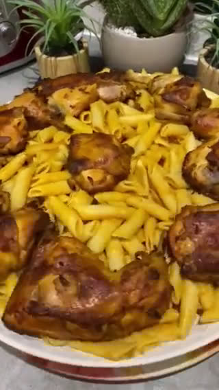 صورة لخطوة 1 من وصفة مقرون بالدجاج محمر