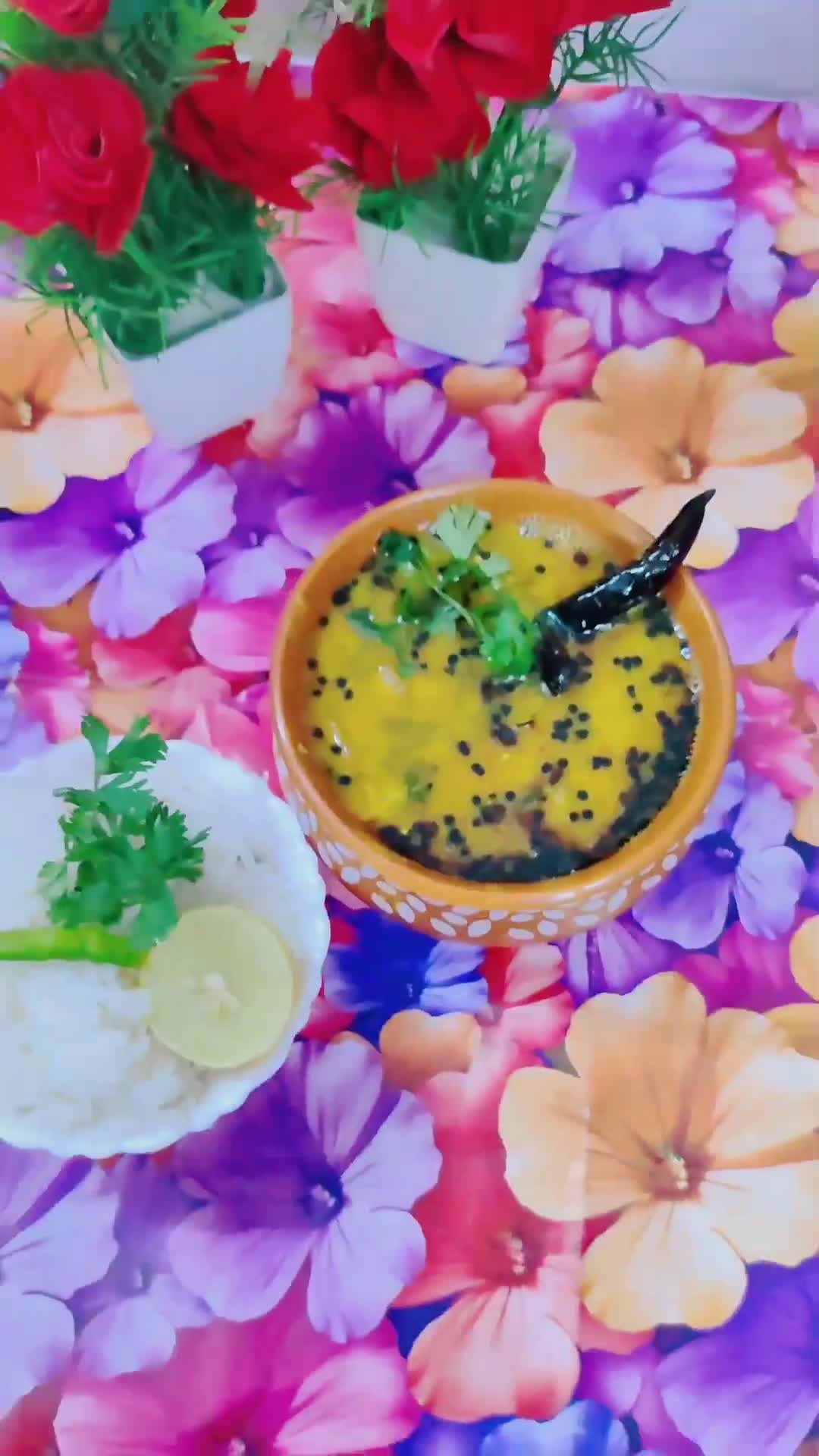 गुजराती खट्टी मीठी दाल (Gujarati khatti meethi dal recipe in hindi) रेसिपी चरण 4 फोटो