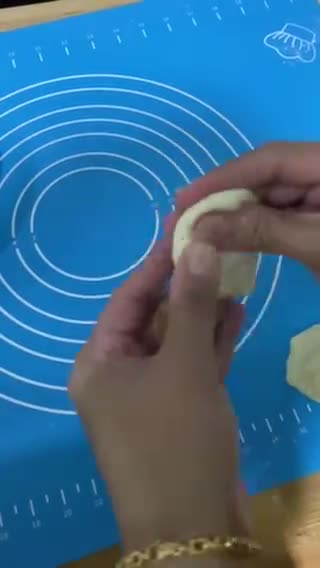 Gambar langkah 5 resipi Roti Sarang Lebah Hari Jadi.