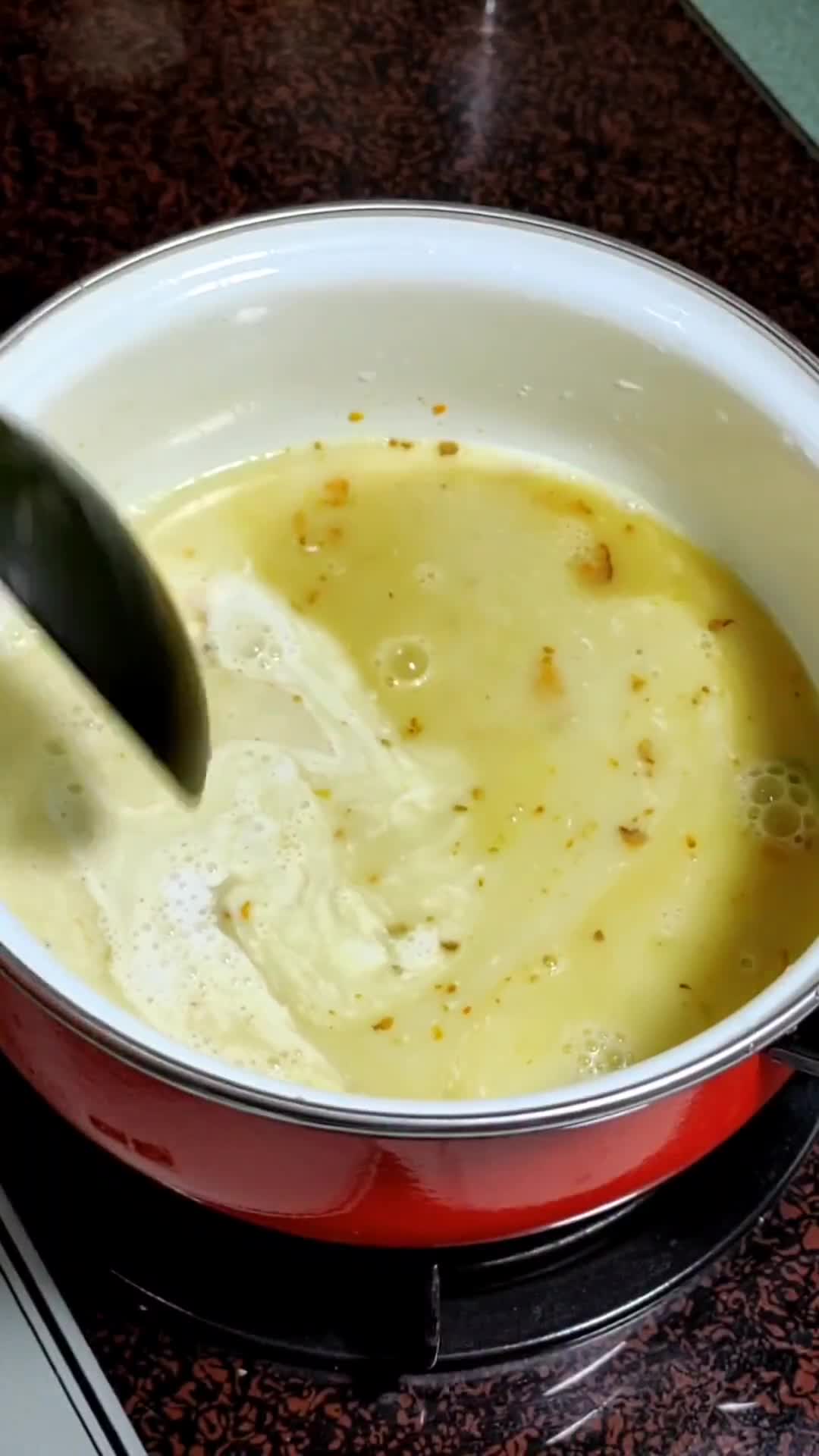 Gambar langkah 4 resipi Pucuk Paku Masak Lemak Cili Api.