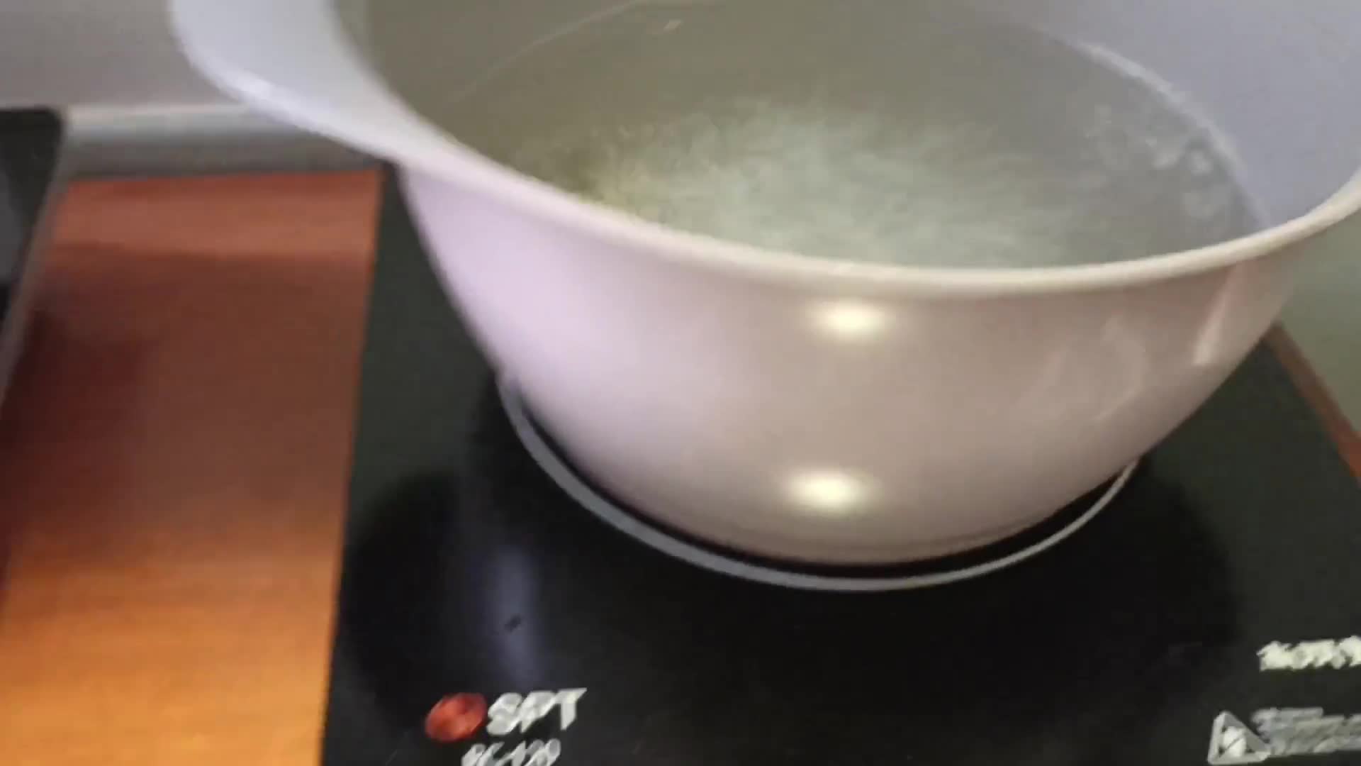 Foto langkah ke 1 dari resep Bubur Ayam ala Hongkong.