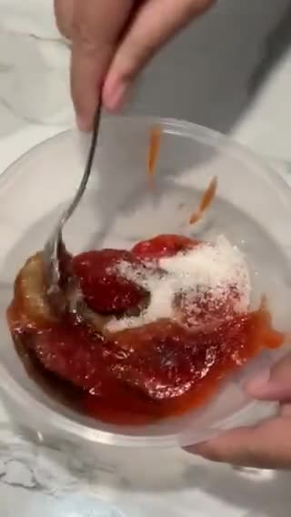 Foto langkah ke 2 dari resep Sosis saus asam manis.