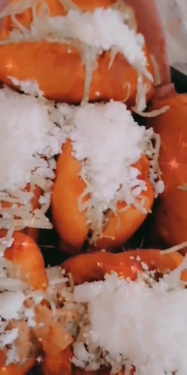 Foto del paso 4 de la receta: 🇲🇽 Pambazo🇲🇽 de mole verde con pollo