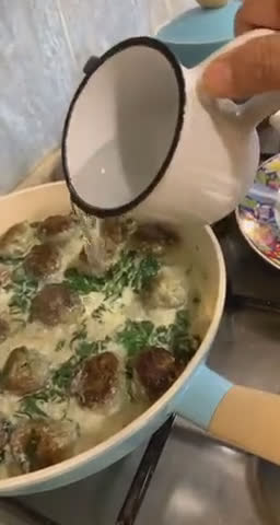 صورة لخطوة 5 من وصفة كفتة بالسبانخ والگريمه