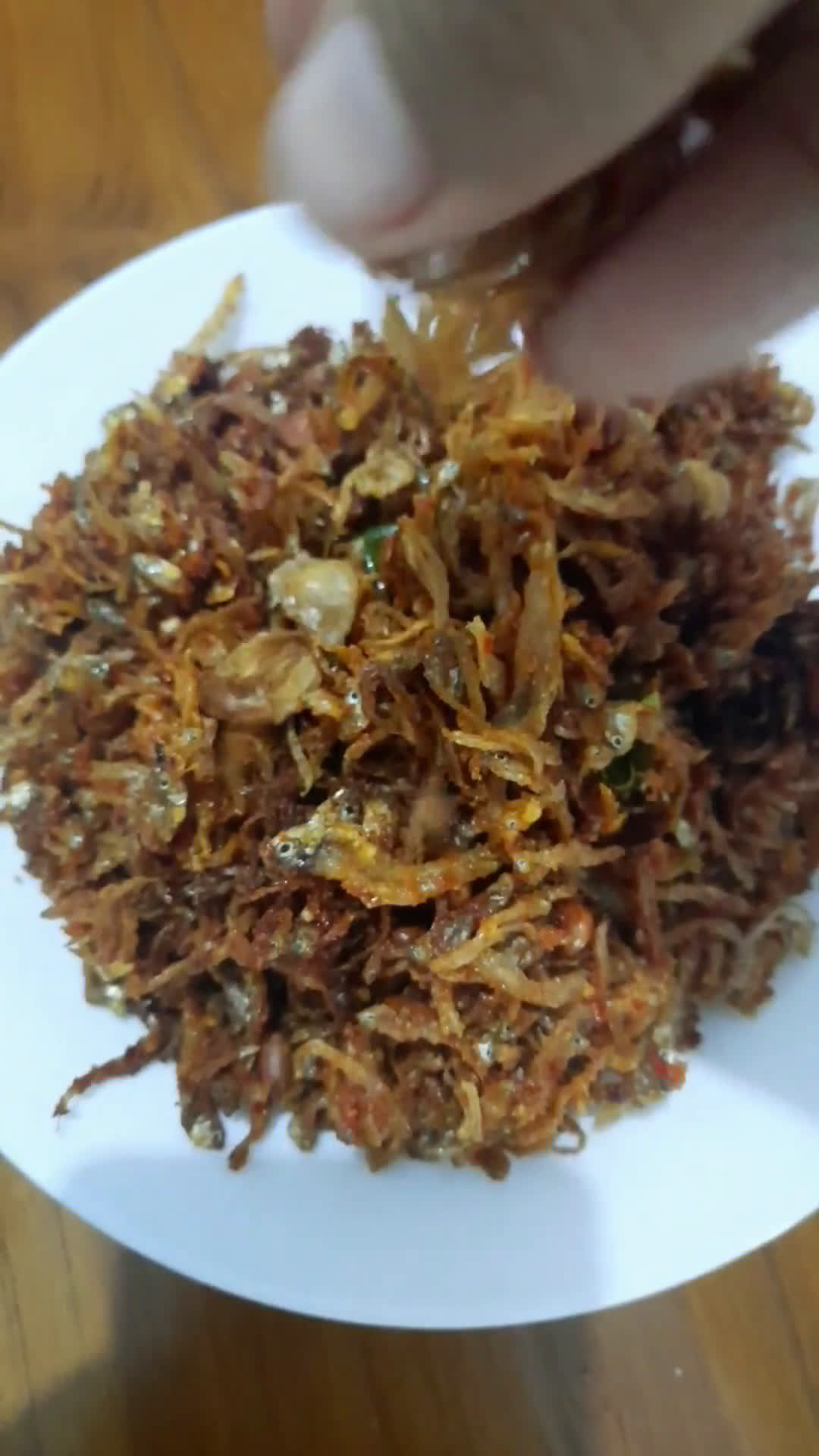 Foto langkah ke 5 dari resep Kriuk teri kacang daun jeruk.