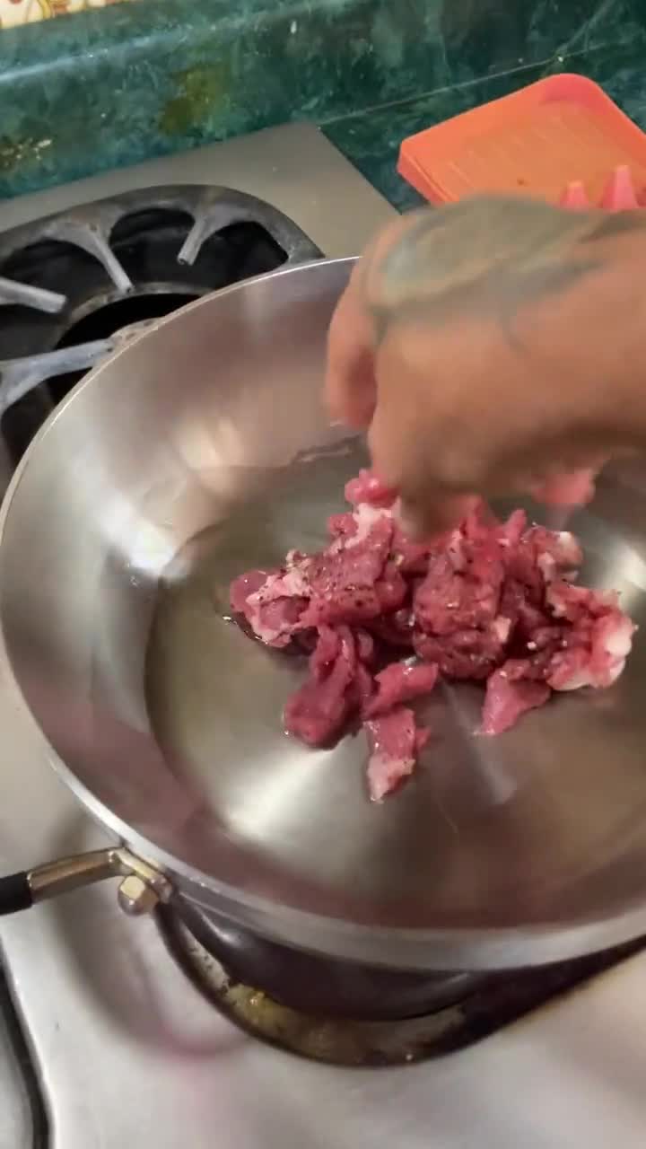 Foto del paso 3 de la receta: *¡Disfruta de una Deliciosa Carne a la Mexicana, con Sabor y Tradición!*