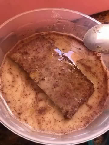 صورة لخطوة 2 من وصفة اسهل فرينش توست 👏