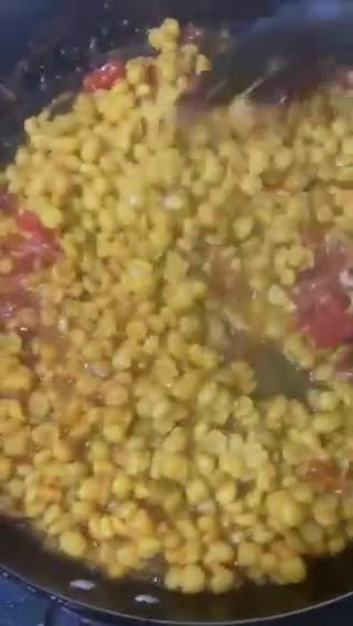 A picture of step 3 of Chana dal fry.