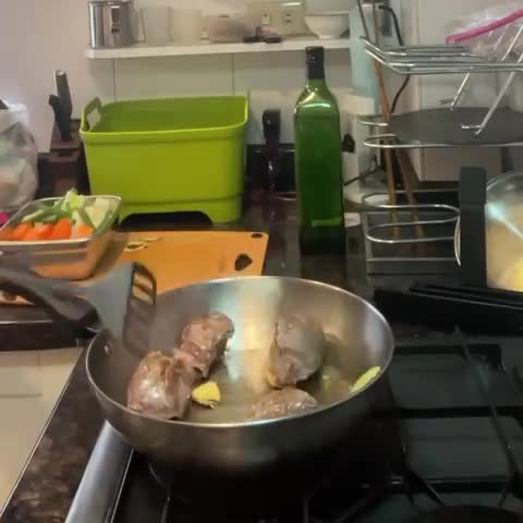 懶人料理-電子鍋滷牛腱的食譜步驟2照片