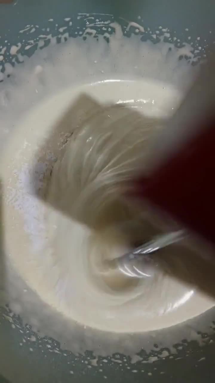 Foto langkah ke 3 dari resep Tiramisu Boba Dessert Box.