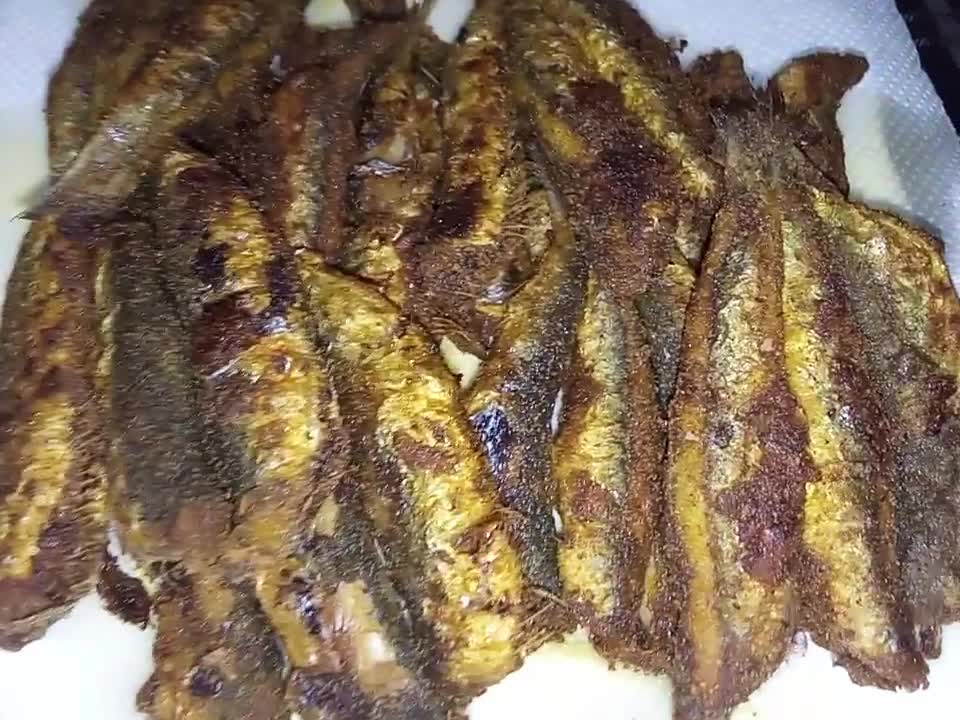 صورة لخطوة 5 من وصفة سردين مقلي 😋🐟😋