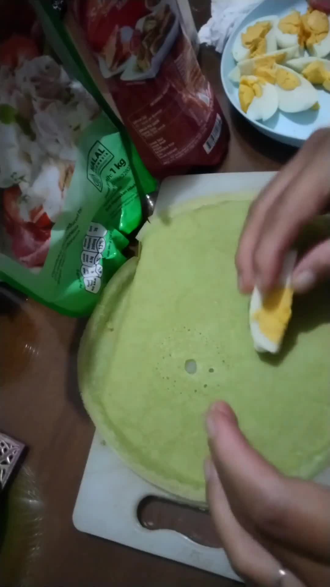 Foto langkah ke 5 dari resep Green Risol Mayo.