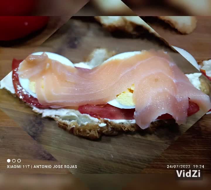 Foto del paso 3 de la receta: Croissant y ahumados