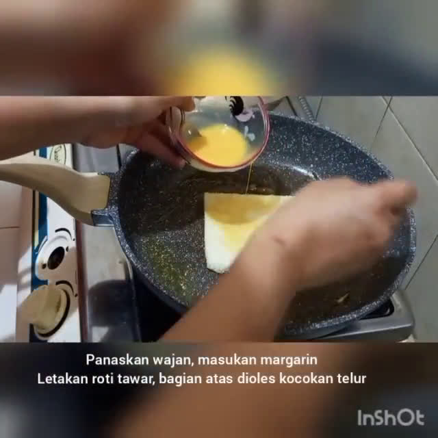Foto langkah ke 2 dari resep Floss Roll Roti Tawar.