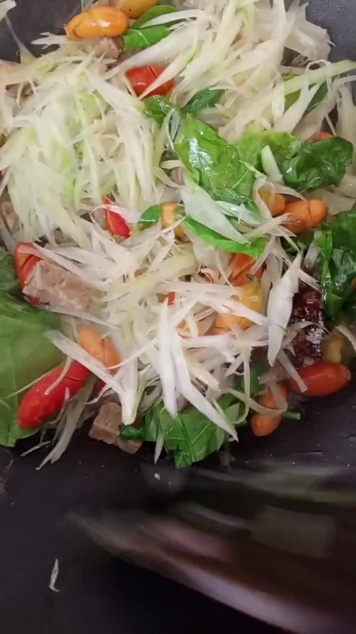 Foto langkah ke 4 dari resep Oseng Pepaya Bumbu Rebon.