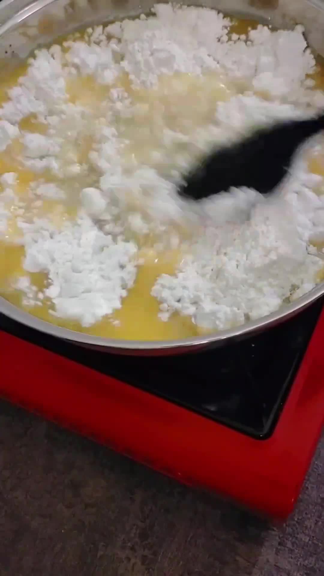 Foto langkah ke 8 dari resep Kue Soes Vla Salted Egg.