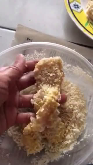 Foto langkah ke 4 dari resep Chicken Katsu.