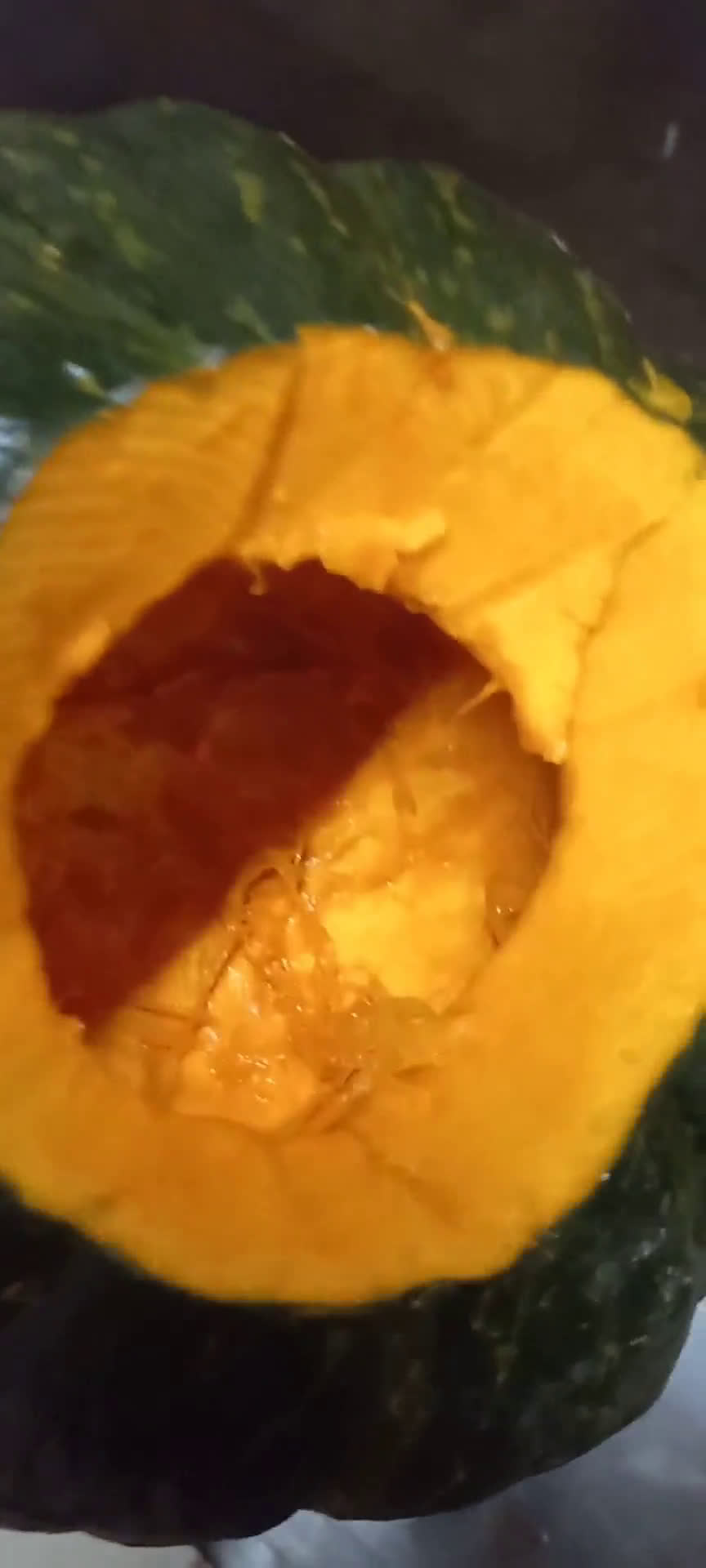 Foto del paso 1 de la receta: Zapallo Relleno de 🧀🤤🥳