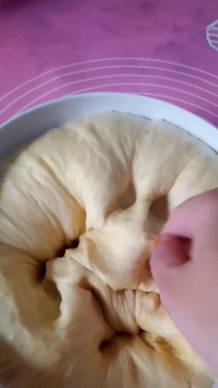 Foto langkah ke 2 dari resep Japanese Milk Bread.