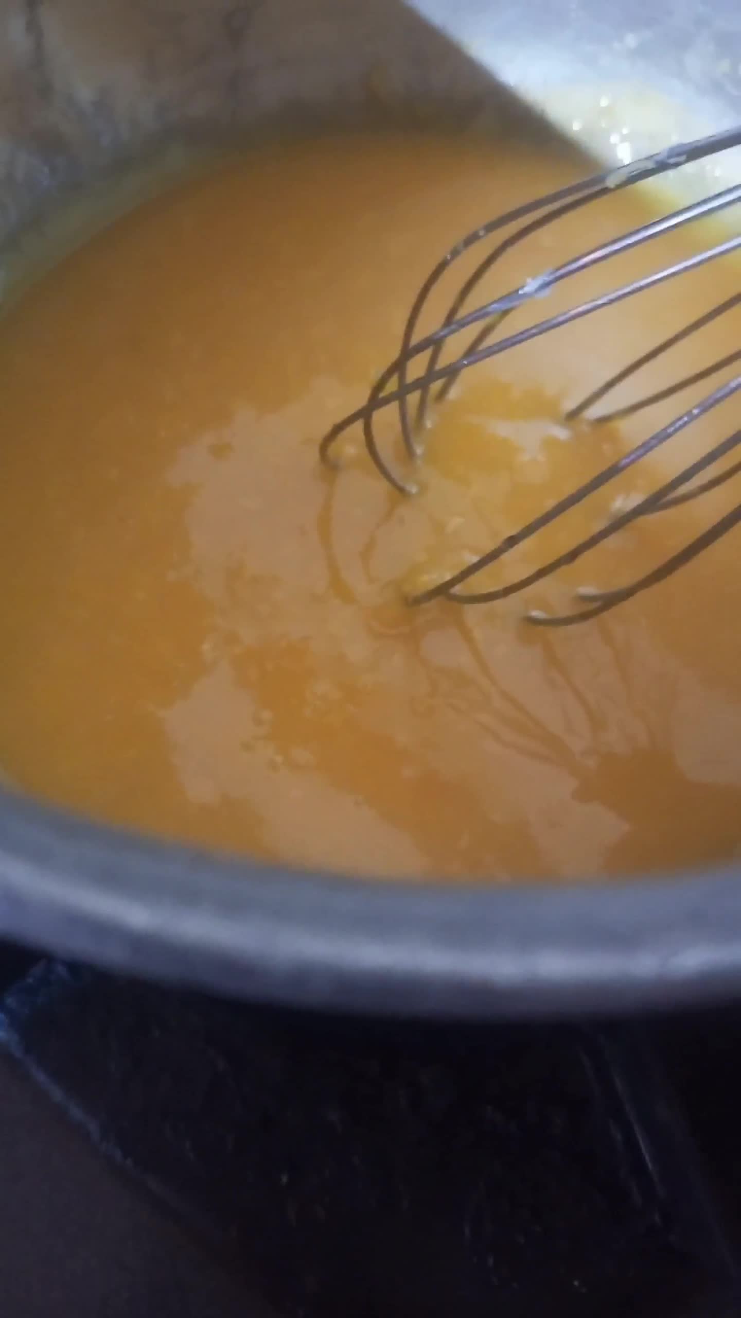 Foto langkah ke 5 dari resep Lemon Lime Curd Cake.
