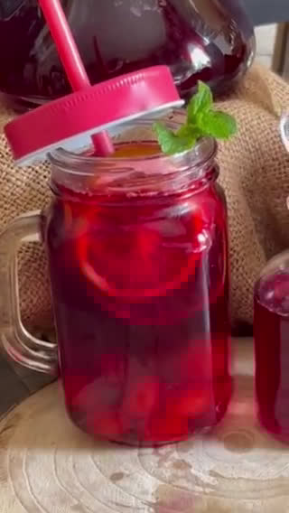 صورة لخطوة 1 من وصفة عصير الكركديه مع الفواكهة