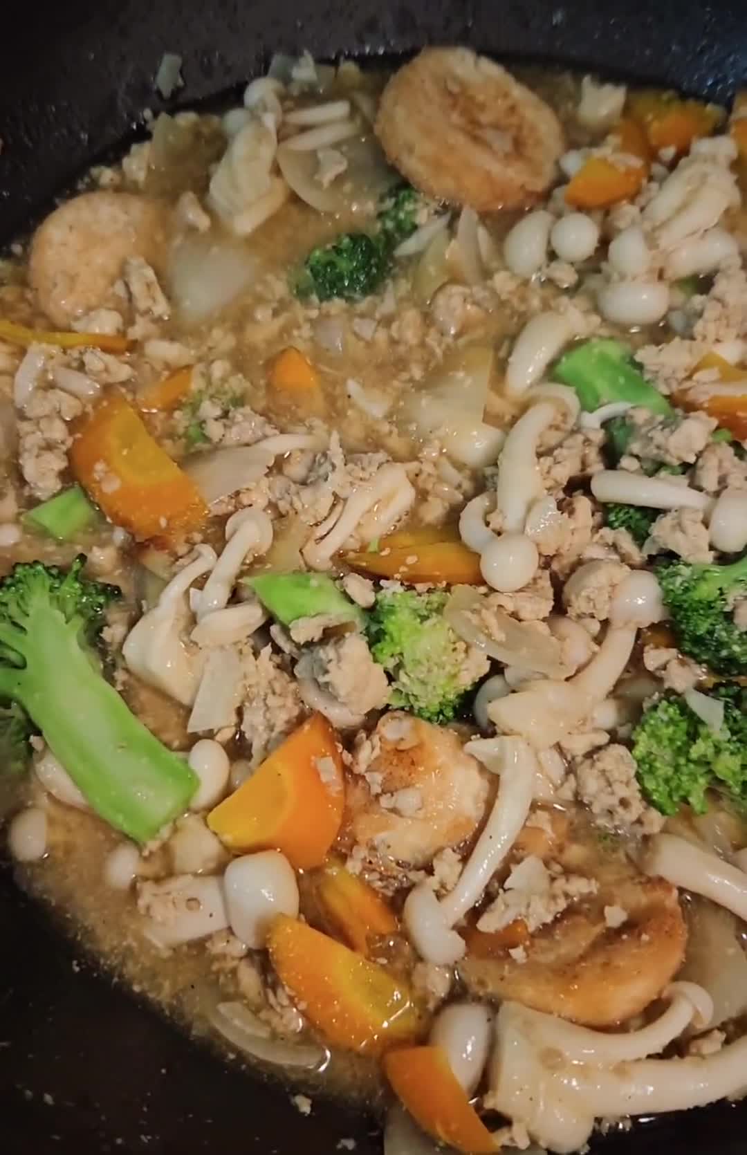 Foto langkah ke 6 dari resep Sapo Tahu Jamur Shimeji.