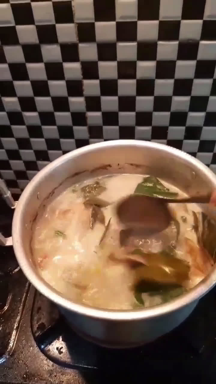 Foto langkah ke 8 dari resep Sayur Lodeh Daging Sapi dengan Bumbu Dasar Putih.