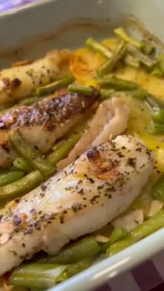 Foto del paso 5 de la receta: Rape con patatas y hierbas provenzales