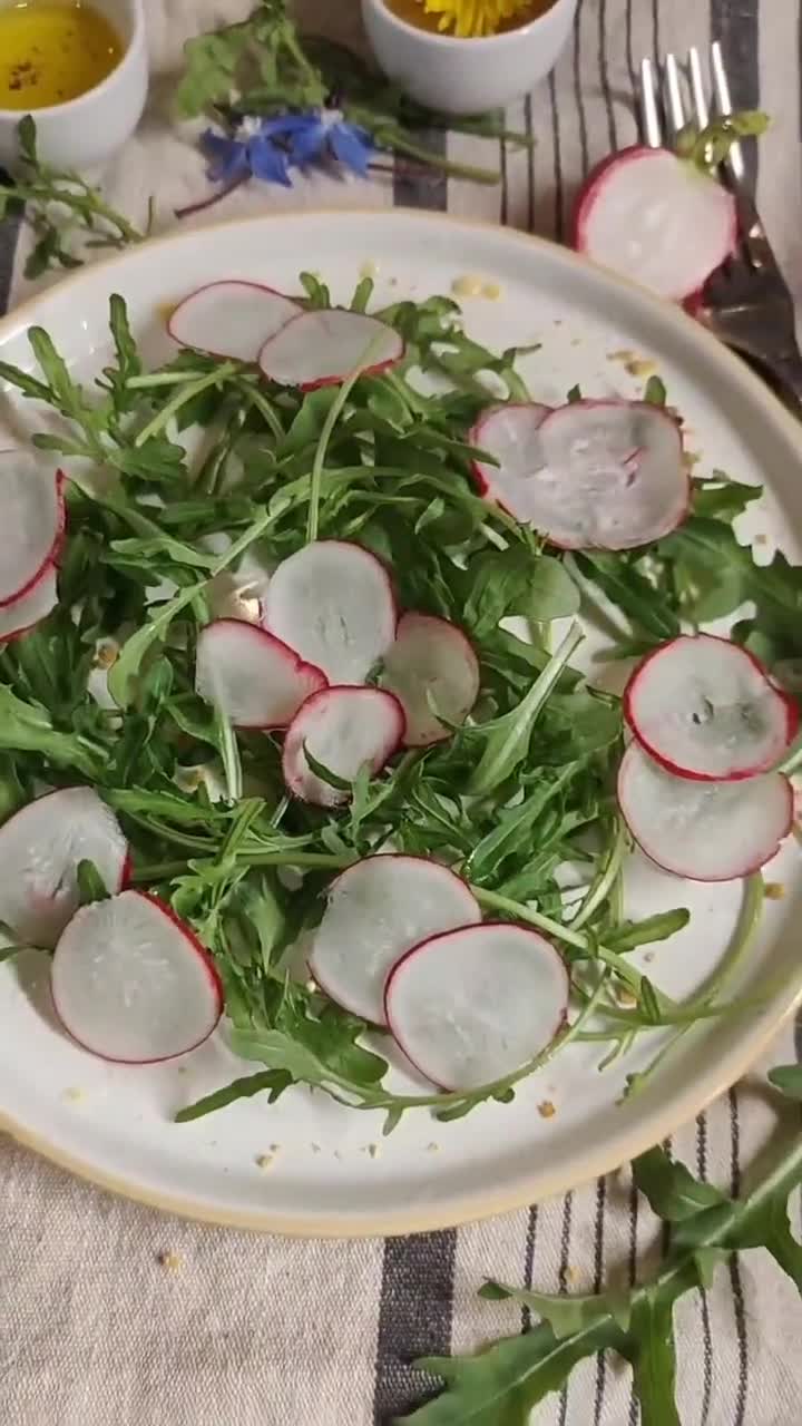 Foto del passaggio 1 della ricetta Insalata di fiori